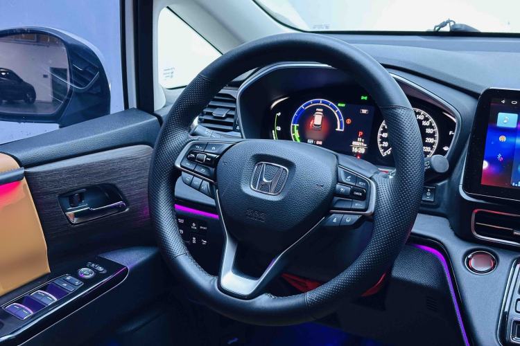 Used Honda Odyssey 2024 2.0L eHEV Sharp & Enjoy Edition
