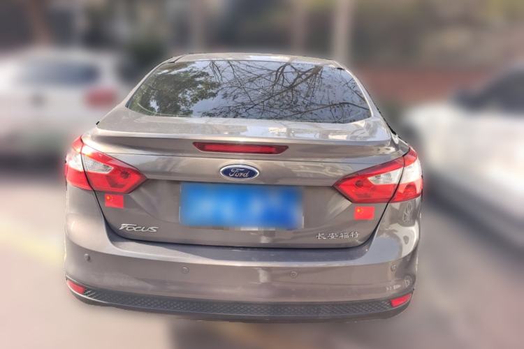 Used Ford Focus 2012 Sedan 1.6L Manual Comfort Model
