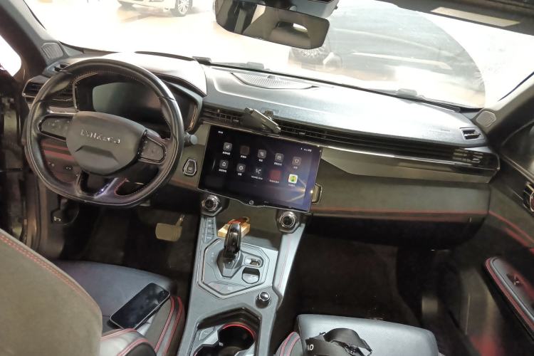 Used Lynk & Co 05 2020 2.0TD Four-Wheel Drive Genie Plus Center Console