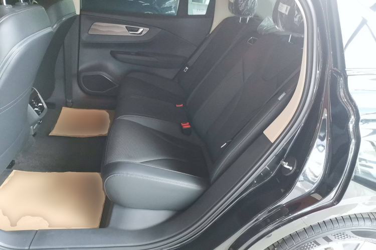 Used Hongqi E-QM5 2022 431 km Charge & Enjoy Edition