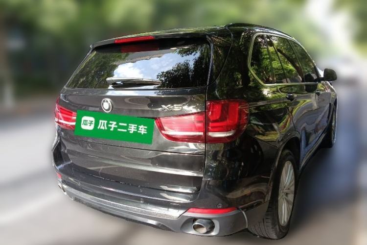 Used BMW X5  Rear Right 45 Deg