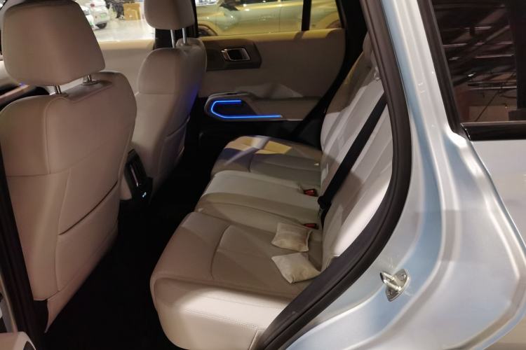 Used Formula Leopard Titanium 3 2025 501 km Range Rear-Wheel Drive Intelligent Driving Max Edition
