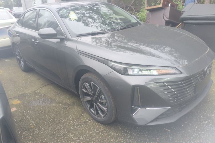 Used CHANGAN Eado 2025 Blue Whale 1.5T 500Bar Prestige Model