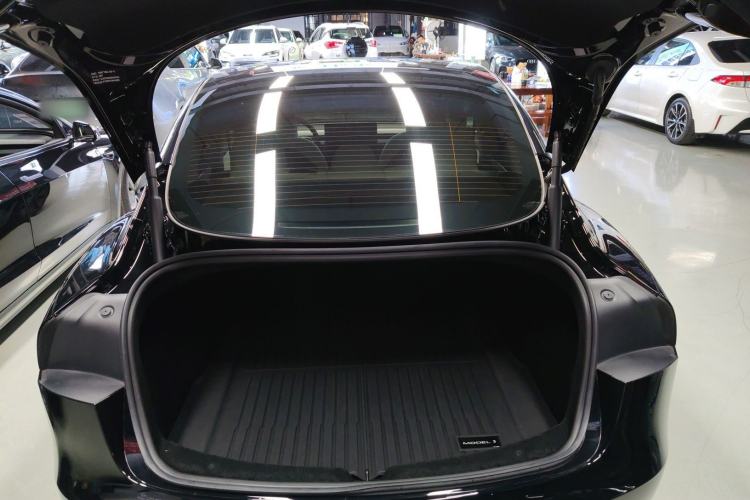 Used Tesla Model 3 2023 Rear-Wheel-Drive Version