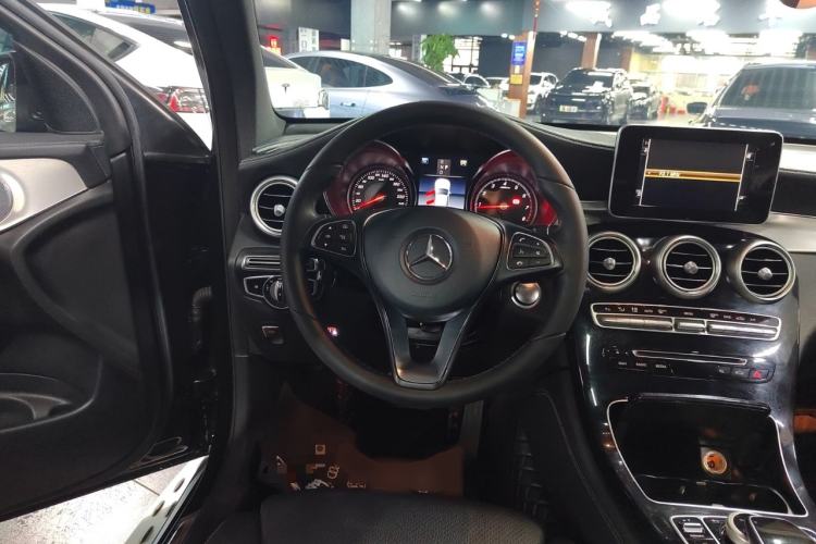 Used Mercedes-Benz GLC 2018 GLC 200 4MATIC