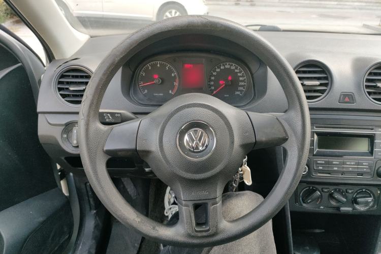 Used Volkswagen Jetta 2013 1.4L Manual Fashion Model