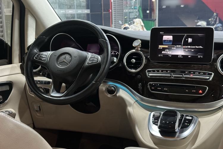 Used Mercedes-Benz V-Class 2017 V 260 L Prestige Extended Edition