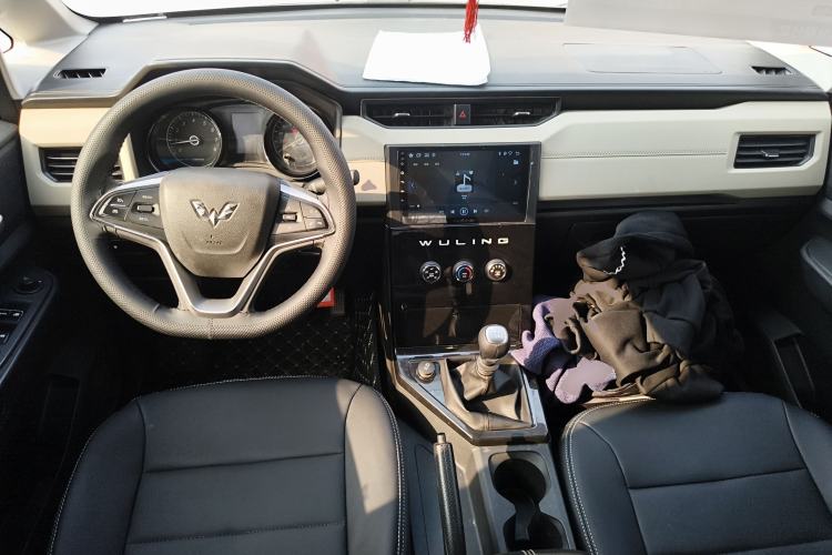 Used Wuling Hongguang PLUS 2019 1.5T Manual Luxury 7-Seater
