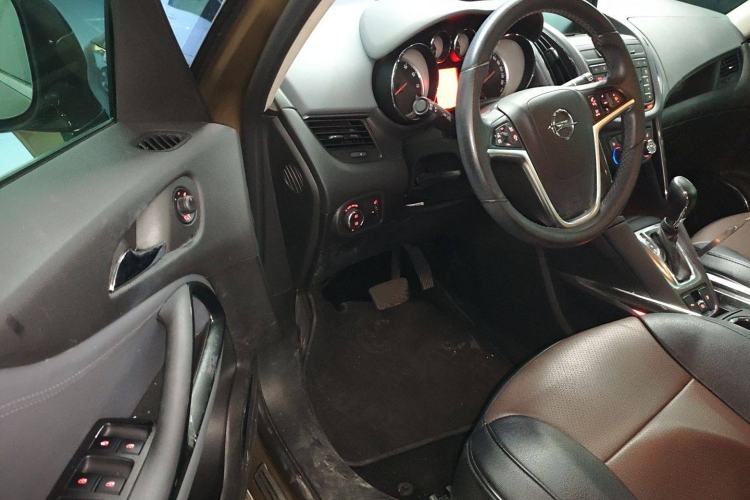 Used Opel Zafira 2013 1.4T Seven-Seater Luxury Model