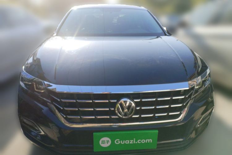 Used Volkswagen Passat 2019 280TSI Business Edition China VI Front