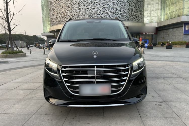 Used Mercedes-Benz V-Class 2024 V 300 L Long Wheelbase Prestige Edition Exterior 7