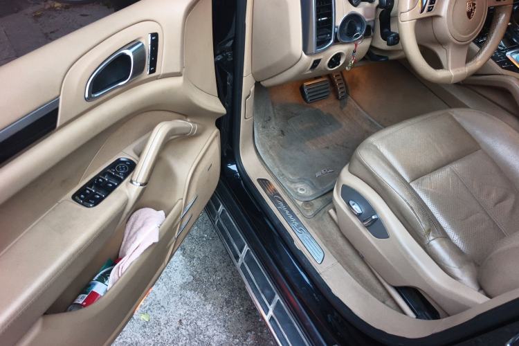 Used Porsche Cayenne 2011 Cayenne S Hybrid 3.0T Driver Seat