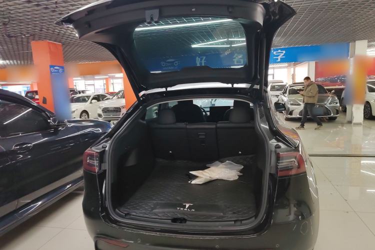 Used Tesla Model Y 2022 Rear-Wheel-Drive Version
