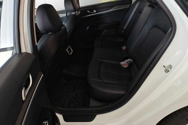 Used Kia K5 2025 1.5T Luxury Edition