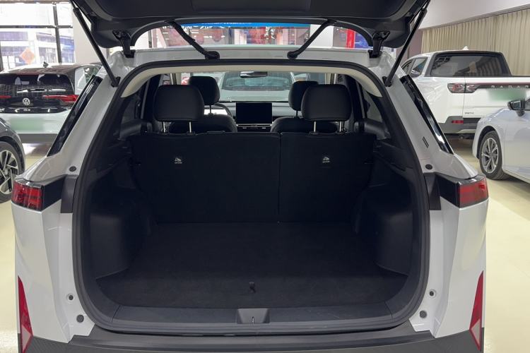 Used Venucia VX6 2024 520 Travel Edition
