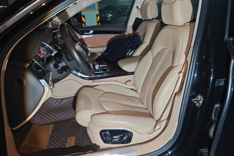 Used Audi A8 2014 A8L 45 TFSI quattro Comfort model
