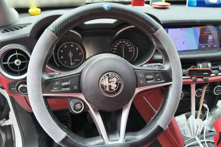 Used Alfa Romeo Stelvio 2017 2.0T 200HP Elite Edition
