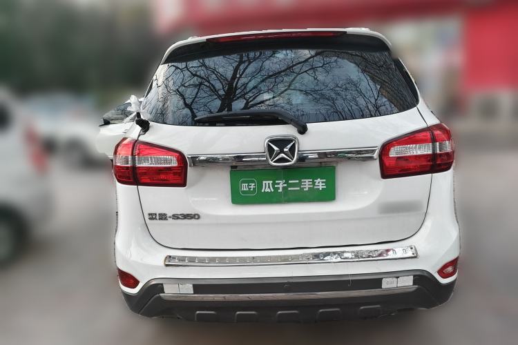 Used JMC Yusheng S350 2013 2.4T Automatic 2WD Diesel Luxury Edition 5 Seats Rear