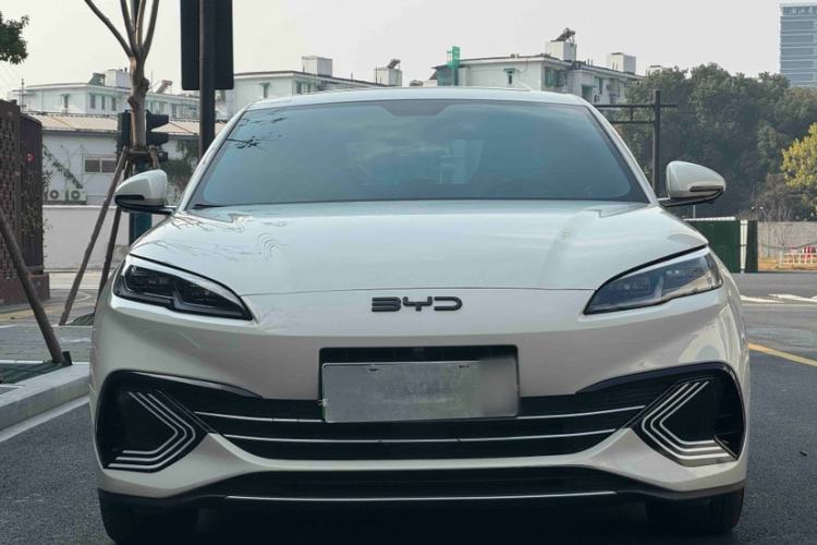 Used BYD Seal 06 New Energy 2024 DM-i 120KM Prestige Model
