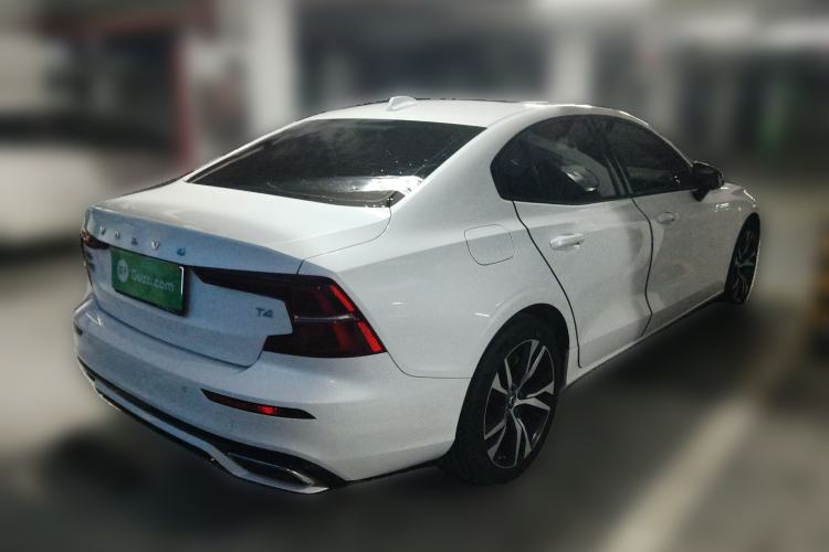 Used Volvo S60 2021 T4 Zhiyuan Sport Edition Rear Right 45 Deg