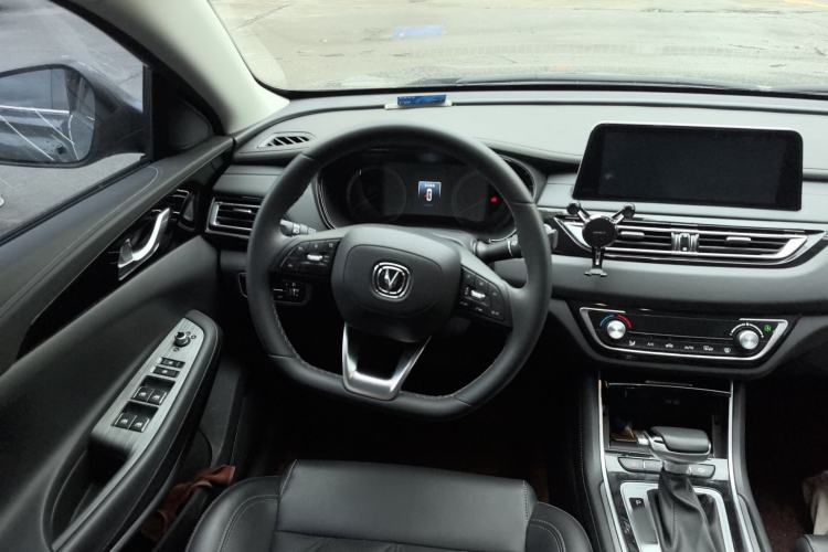 Used CHANGAN Ruicheng CC 2022 Blue Whale Edition 1.5T DCT Luxury Model Steering Wheel