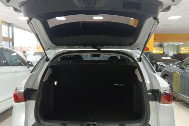 Used BYD Yuan PLUS 2022 430 km Luxury Version Trunk