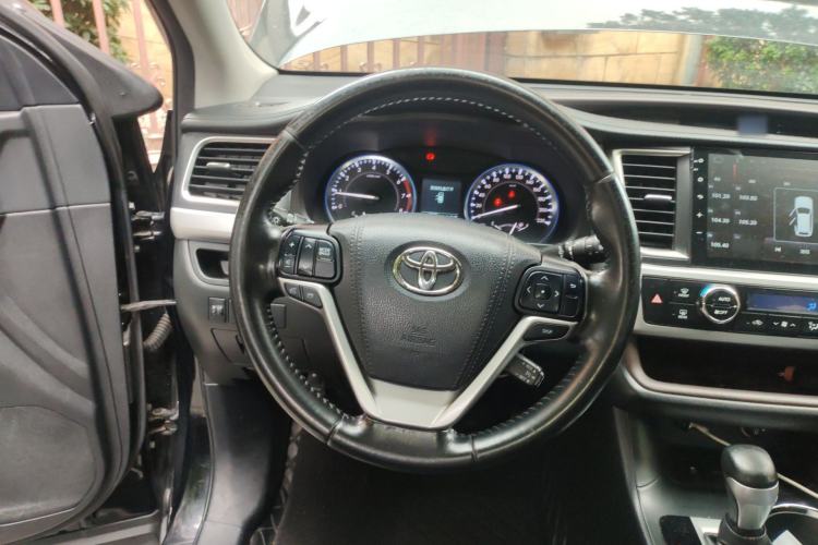 Used Toyota Highlander 2015 2.0T Four-Wheel Drive Luxury Edition 7-Seater