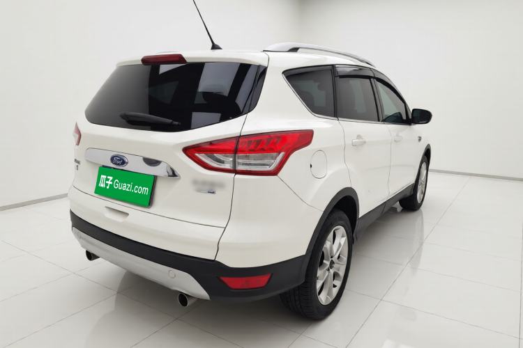 Used Ford Kuga 2015 2.0L GTDi Four-Wheel-Drive Sport Model