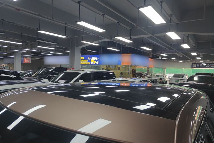 Used Land Rover Range Rover Evoque 2022 Aurora L 249 PS R-Dynamic Collins Antique Bronze Special Edition
