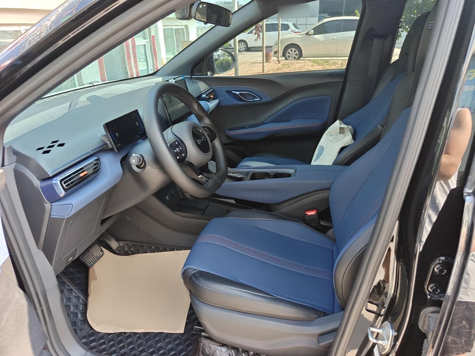 Vordere Reihe im Auto