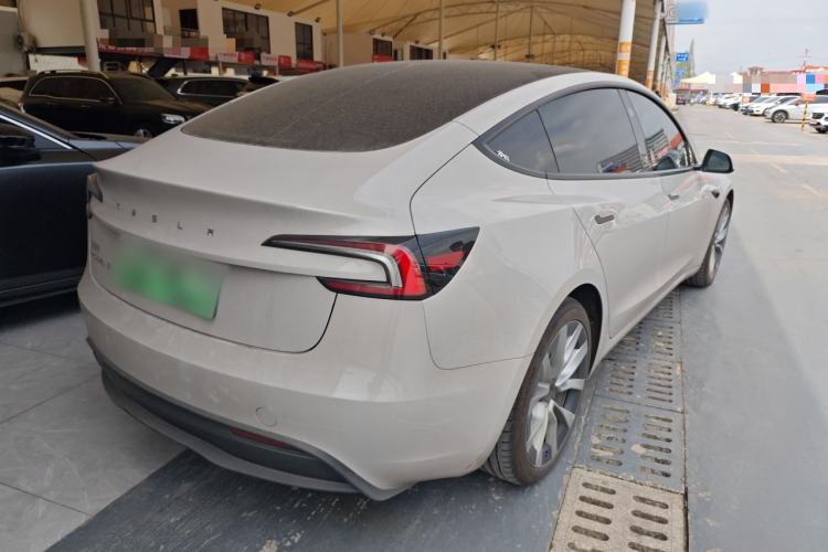 Used Tesla Model 3 2023 Long-Range All-Wheel-Drive Version
