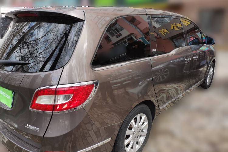 Used Buick GL8 2011 3.0L GT Luxury Business Haoya Edition Rear Right 45 Deg