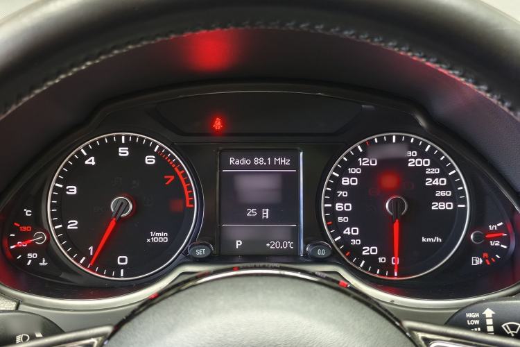 Used Audi Q5 2017 40 TFSI Ambition Edition Instrument Cluster