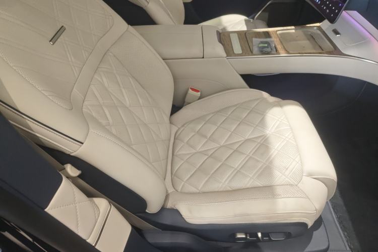 Used Nio ET9 2025 100kWh Signature Edition
