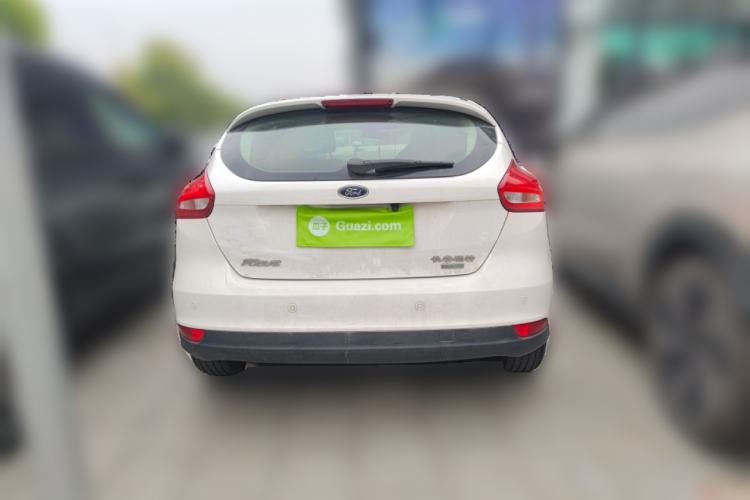 Used Ford Focus 2015 Hatchback EcoBoost 125 Automatic Supreme Style Edition
