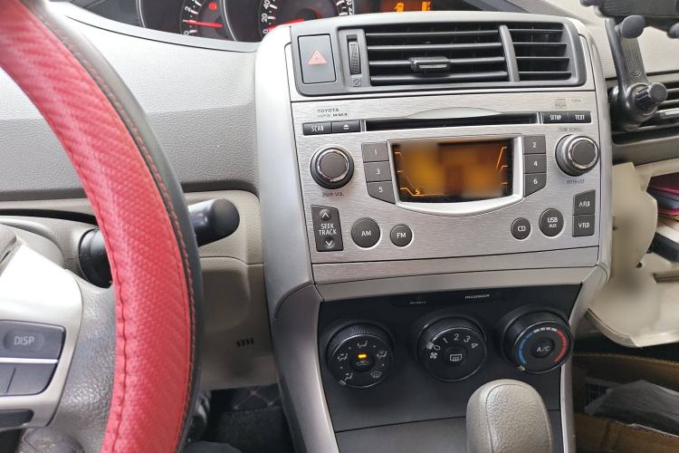 Used Toyota Verso 2015 180E CVT Crossover Edition