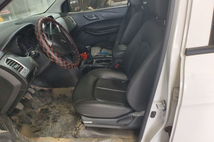 Used JMC Baodian 2020 2.5T Diesel Two-Wheel Drive Comfort Edition Standard Wheelbase JX4D25A6L