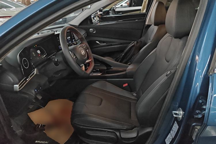 Used Hyundai Elantra 2023 1.5L CVT GLX Elite Edition Left Front Seat