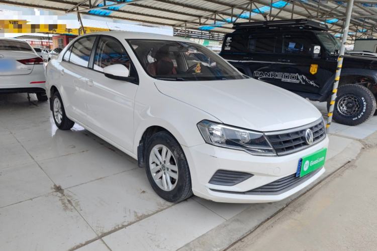 Used Volkswagen Jetta 2017 1.5L Manual Fashion Edition