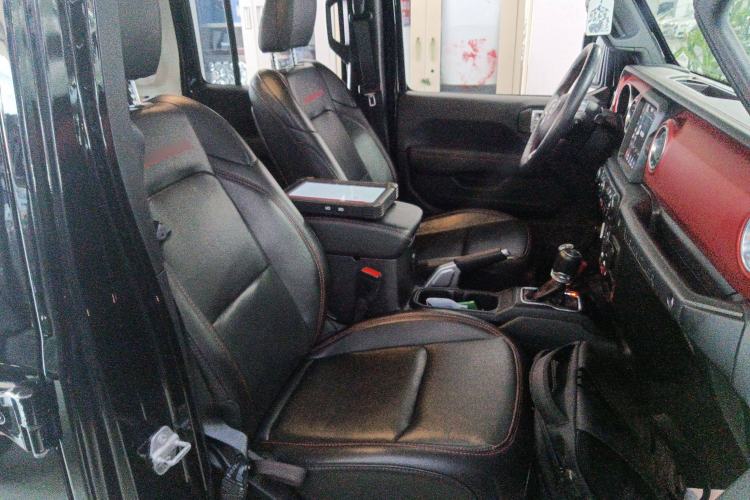 Used Jeep Wrangler 2019 2.0T Rubicon Four-Door Version China VI Emission Standard