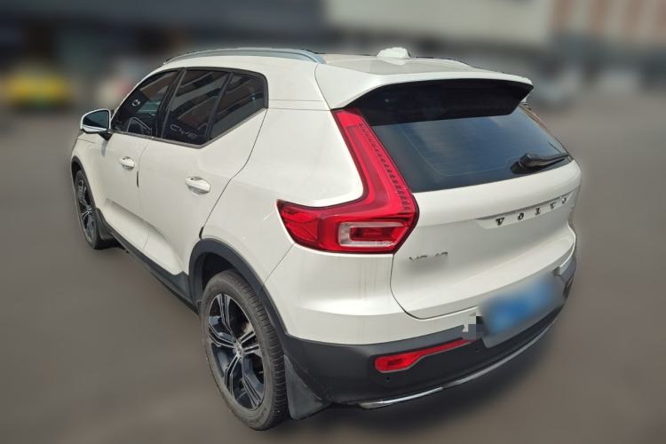 Used Volvo XC40 2020 T4 Four-Wheel Drive Smart Luxury Edition Rear Left 45 Deg