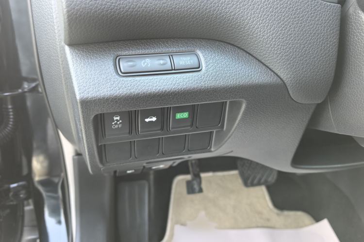 Used Nissan Teana 2013 2.5L XL Leading Edition Interior 10