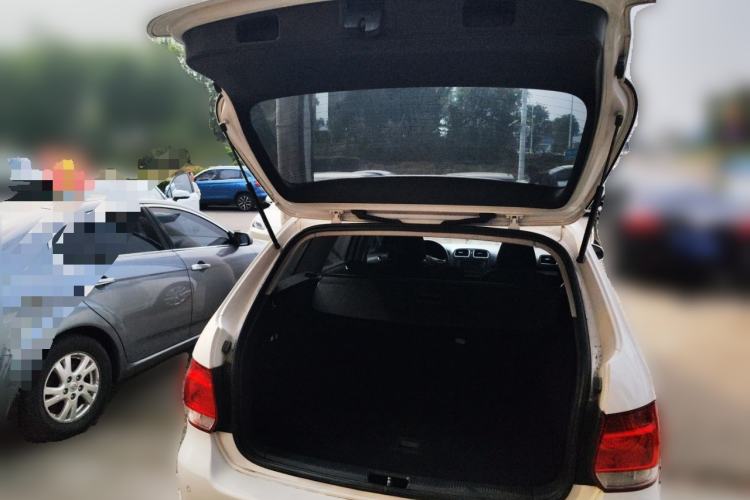 Used Volkswagen Golf 2011 1.4 TSI Comfort Travel Edition Trunk