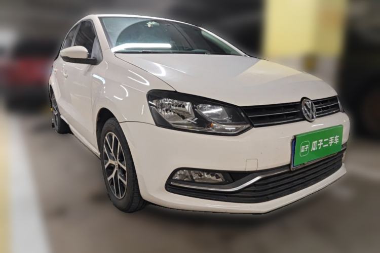 Used Volkswagen Polo 2016 1.6L Automatic Comfort Model
