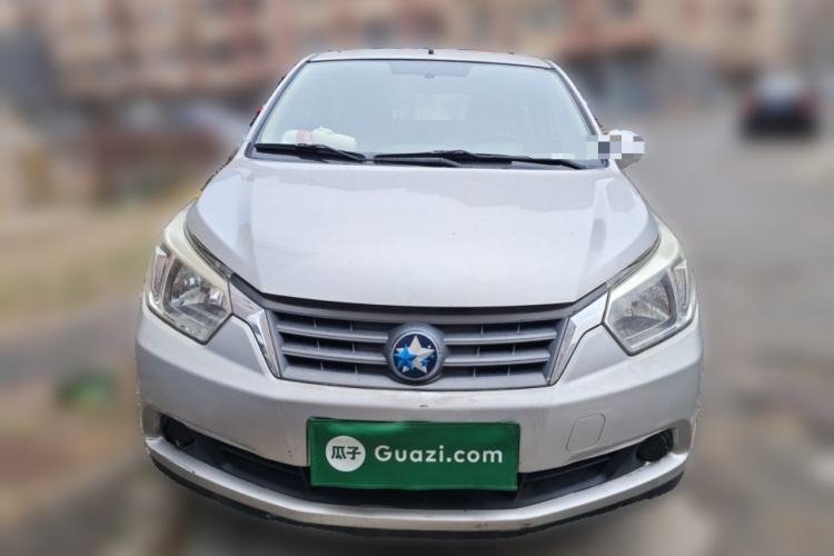 Used Venucia R50 2013 1.6L Manual Fashion Edition Front