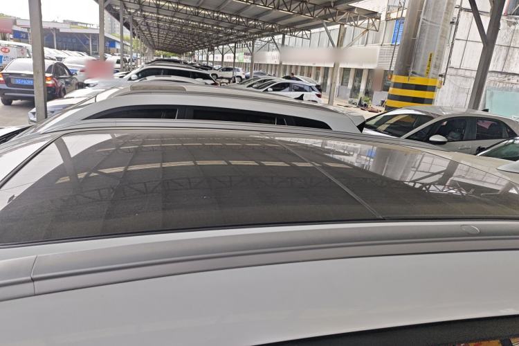 Used CHANGAN CS75 2017 Shangkui Edition 1.5T Automatic Fengxiang Model Roof