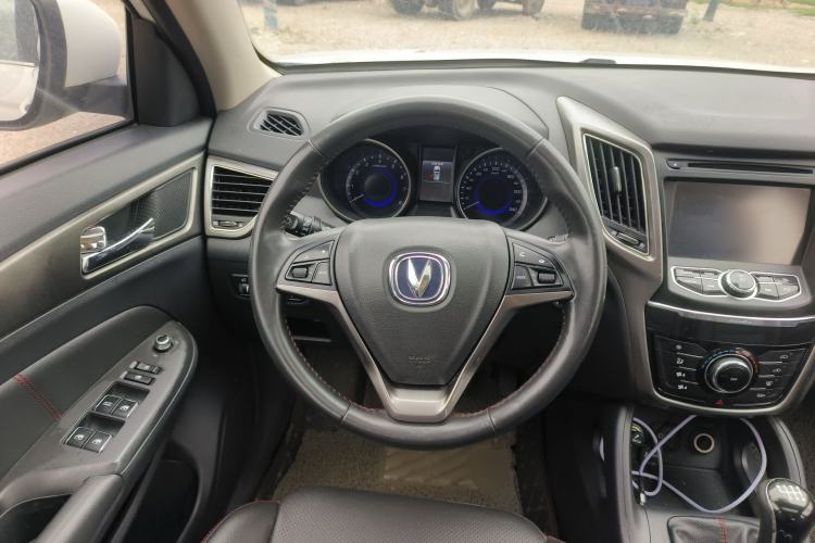 Used CHANGAN CS75 2014 2.0L Manual Leading Model China V Standard Steering Wheel