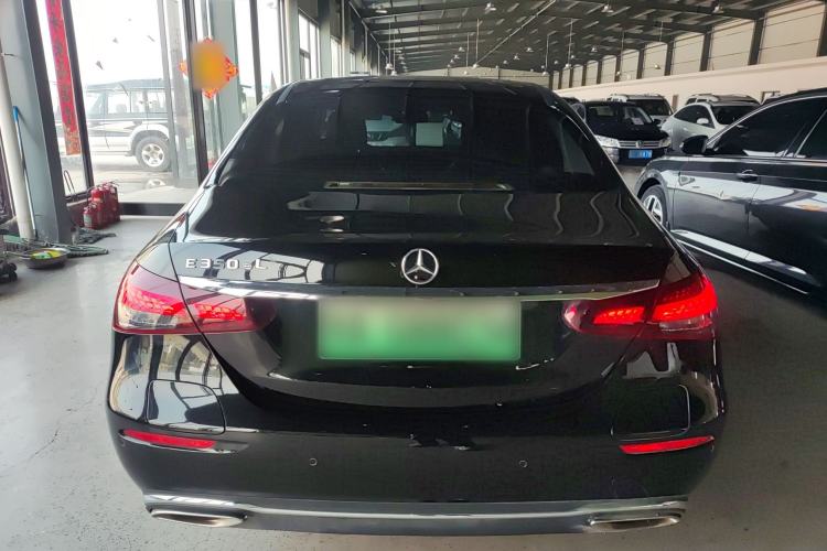 Used Mercedes-Benz E-Class New Energy 2023 E 350 e L Plug-in Hybrid Sedan
