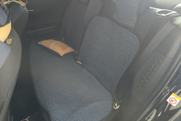 Used Toyota C-HR 2018 2.0L Luxury Sunroof Version China VI Standard Left Rear Seat