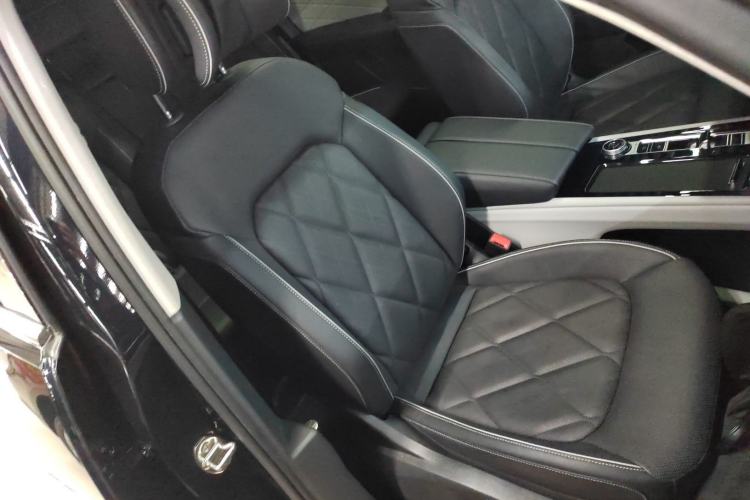 Used Volkswagen Teramont 2024 380TSI All-Wheel Drive Longyao Edition Right Front Seat